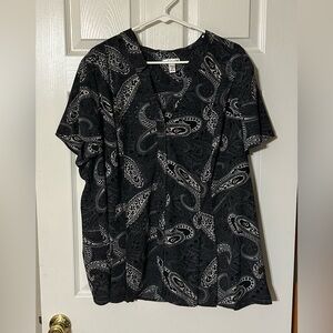 Croft & Barrow Black and Gray Short Sleeve Button Down